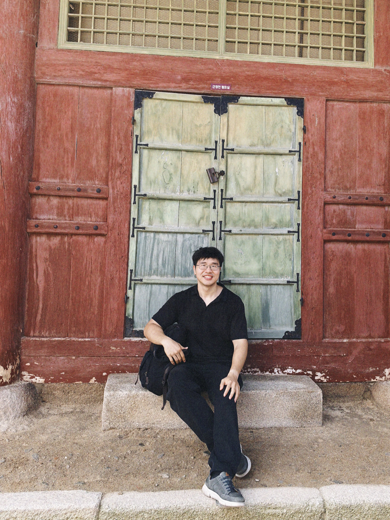 Longfei Zhang (张龙飞)